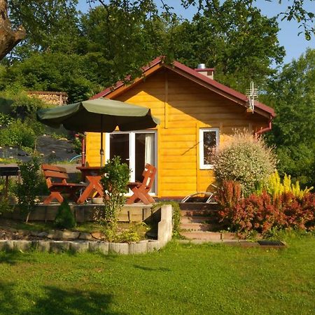 Domek W Bieszczadzkim Sadzie Bobrka Exteriér fotografie